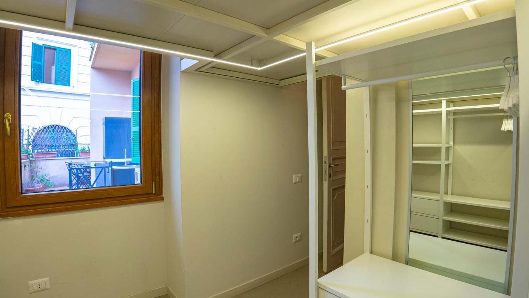 Cozy Nest With Terrace In Trastevere Roma Ngoại thất bức ảnh