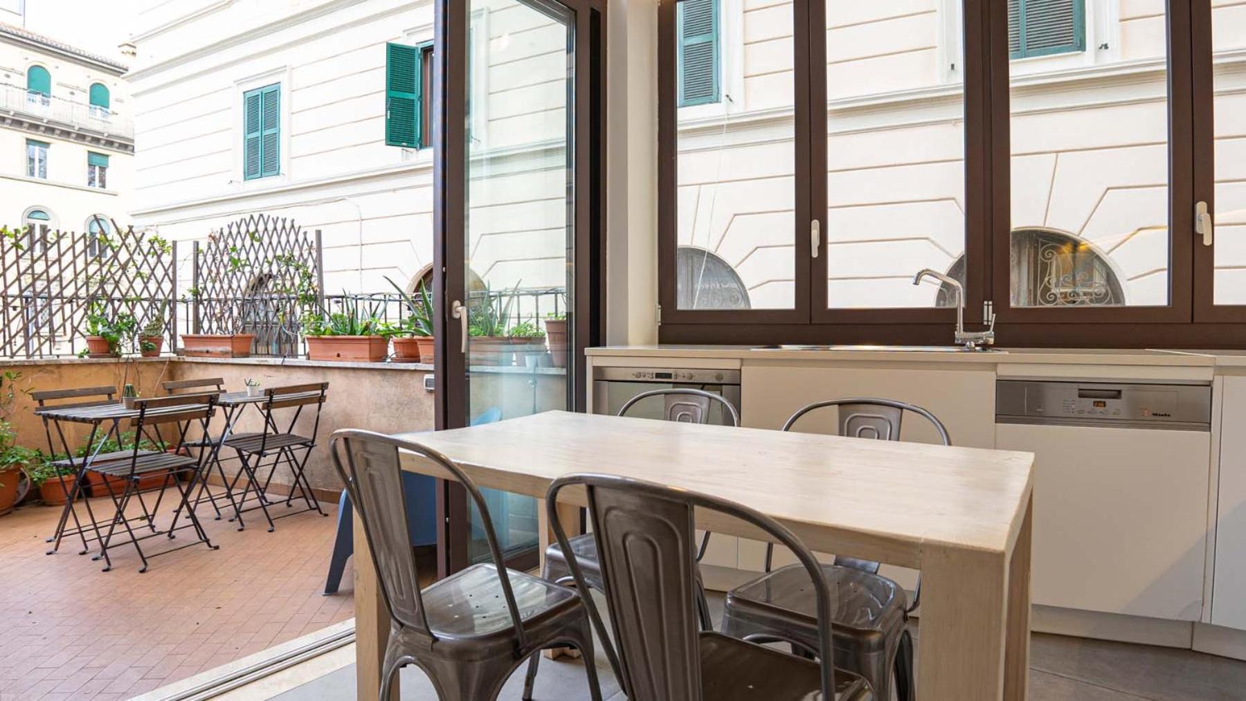 Cozy Nest With Terrace In Trastevere Roma Ngoại thất bức ảnh