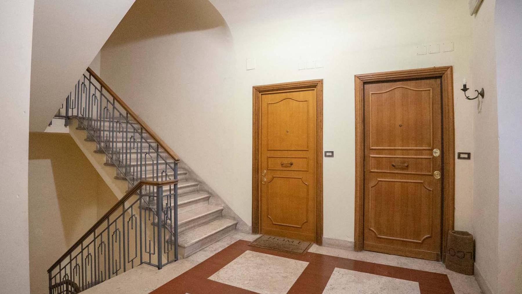 Cozy Nest With Terrace In Trastevere Roma Ngoại thất bức ảnh